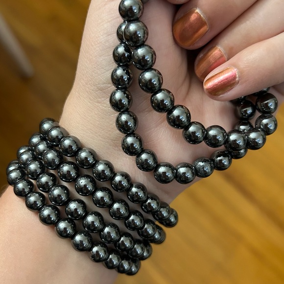 Hematite 8mm breaded bracelet - Picture 1 of 2